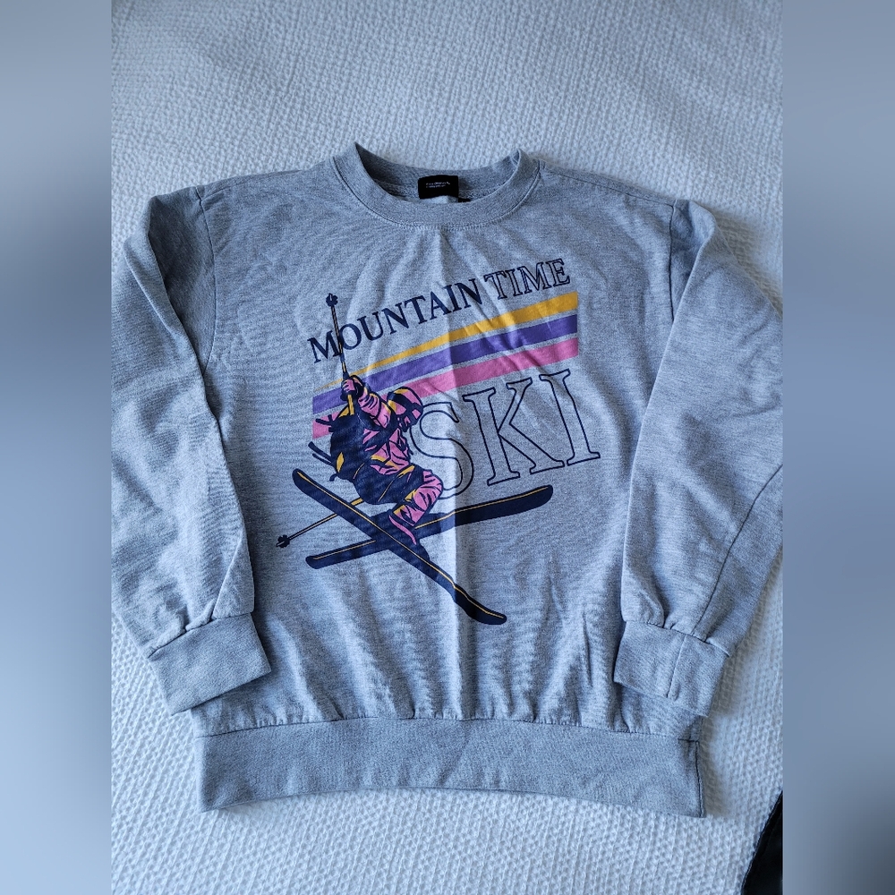Crew neck sweatshirt